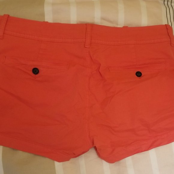 AE Shortie Shorts (NWOT) - Picture 3 of 4